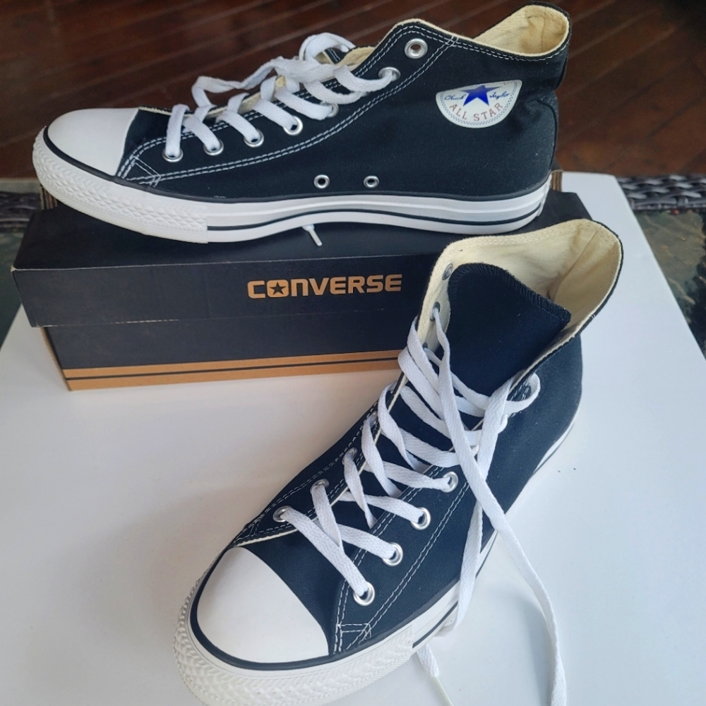 Chuck Taylor All Star Classics Converse Sneakers